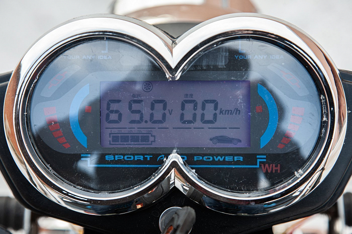 картинка Грузовой электротрицикл Rutrike Титан 2000 ГИДРАВЛИКА 60V1500W от магазина Eltreco