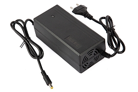картинка Зарядное устройство для электровелосипеда SKN 48V 2A (MIC 5,5mm*2.5mm) магазин Eltreco являющийся официальным дистрибьютором в России